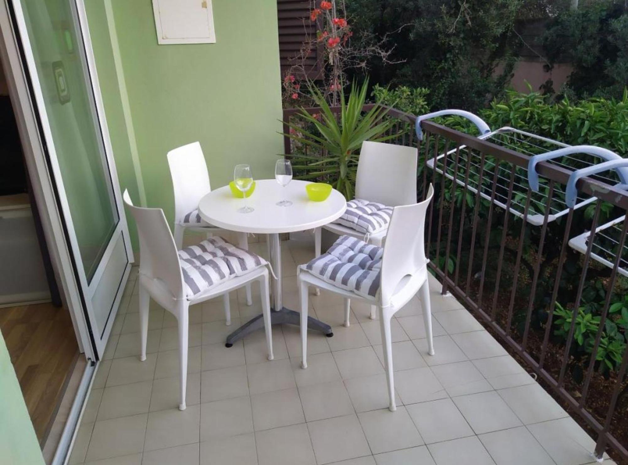 Apartments Roscic Podgora Exterior photo