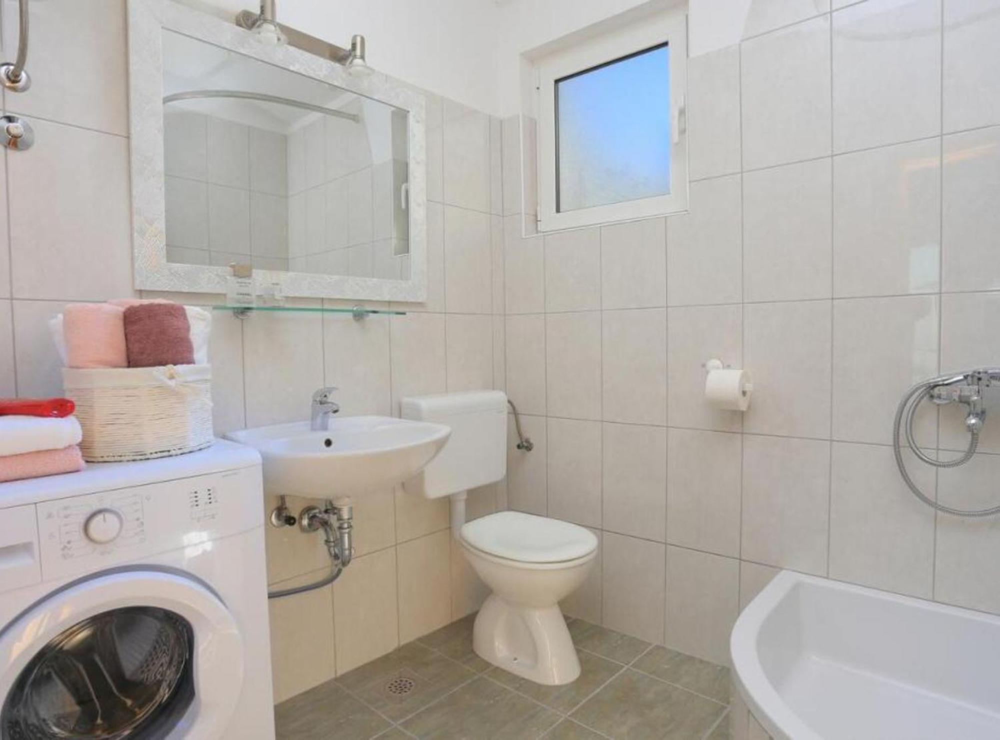 Apartments Roscic Podgora Exterior photo